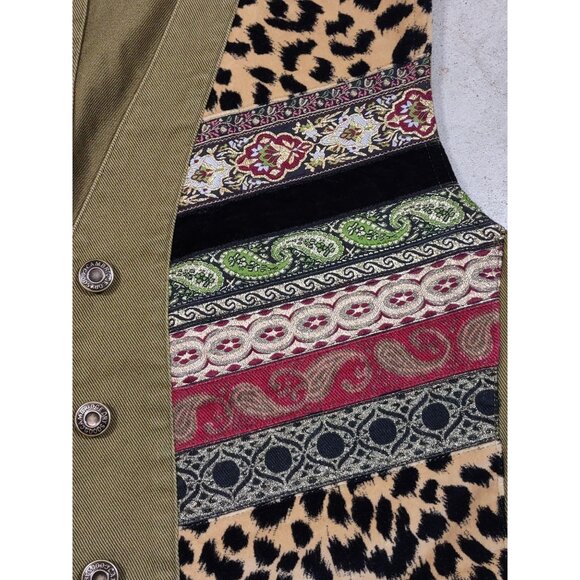 Cambridge Dry Goods Vest Green Denim Button Front Animal Paisley Print Medium - Picture 2 of 6